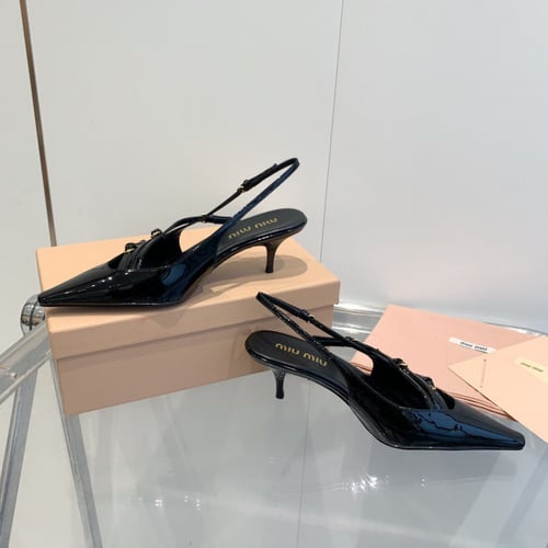 حذاء نسائي ماركة ‏Miumiu