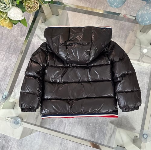 جاكيت اطفال ماركة Moncler