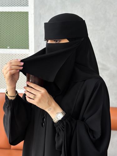 نقاب الأكل بمرد