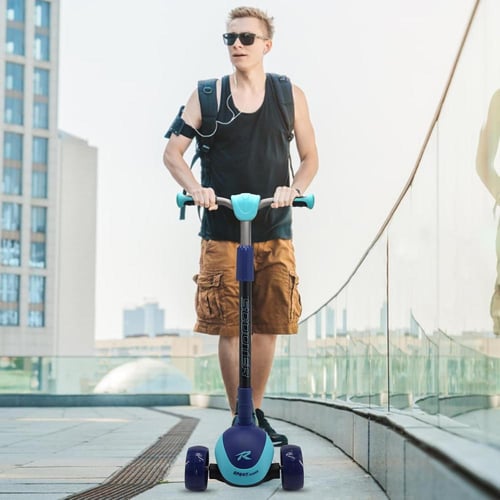 سكوتر بثلاث عجلات للأطفال والكبار