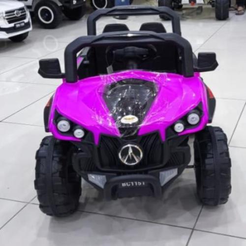 سيارة أطفال كهربائية 12V – تصميم فاخر مع تحكم مزدو...