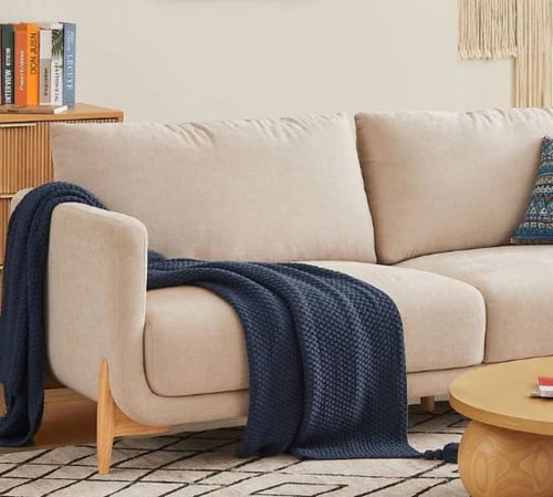 كنبة ثلاثية بحشوة اسفنج و نوابض بوكت سبرنج