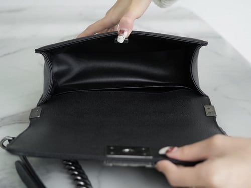 شنطة شانيل Leboy مقاس 25 سم