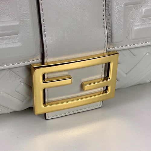 Fendi 33x18x5.5cm