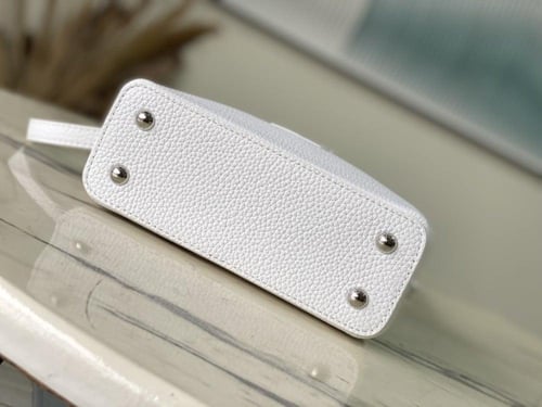 شنطة لويس Capucines مقاس 21 سم