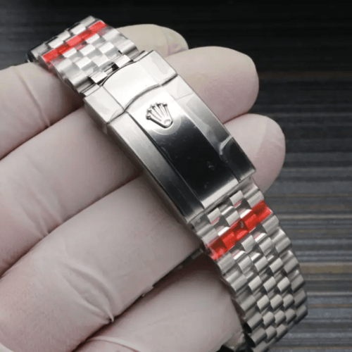 ساعة رولكس ديت جست 41، مينا أزرق بعلامات عصوية، إط...