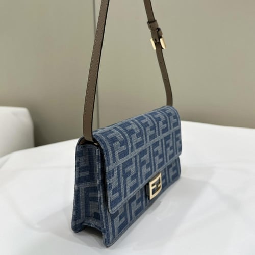 Fendi 21x11.55cm