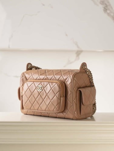 شنطة شانيل 24K مقاس 24 سم