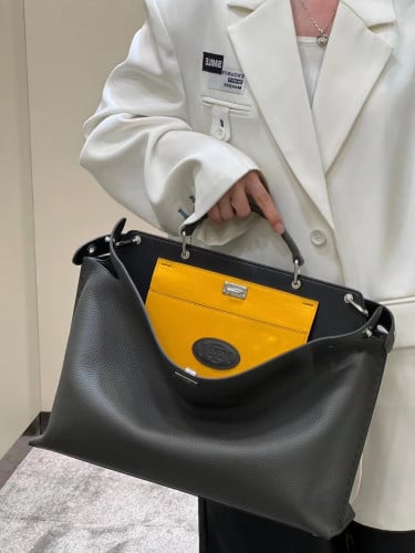 فندي بيكابو حجم كبير 41cm