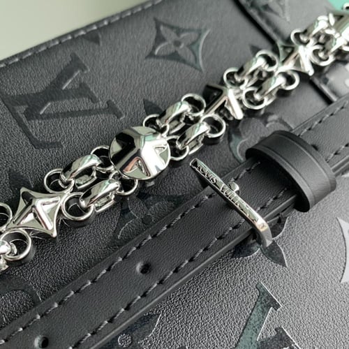 Camera Box 12.5 x 17 x 7