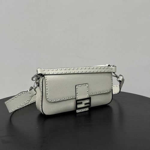 Fendi 27x15x6cm