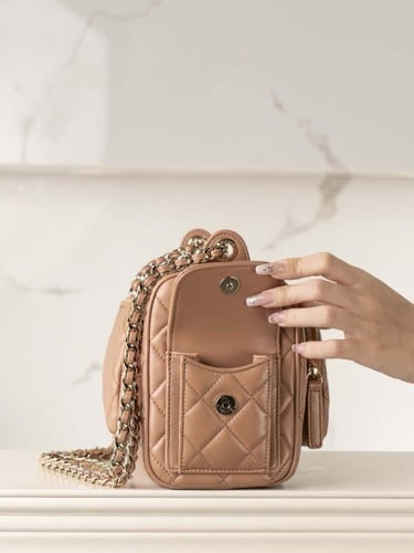 شنطة شانيل 24K مقاس 24 سم