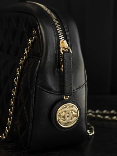 شنطة شانيل 24Kمقاس 24 سم