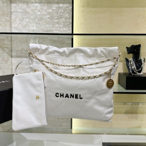 Chanel 39x42x8cm