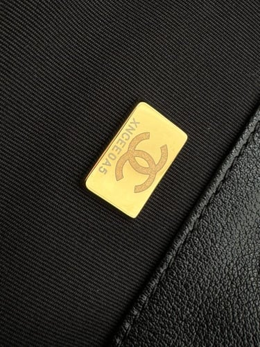 Chanel 24p 22x30x5cm