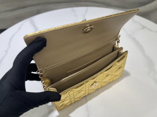 Dior 21 x 11.5 x 4.5cm