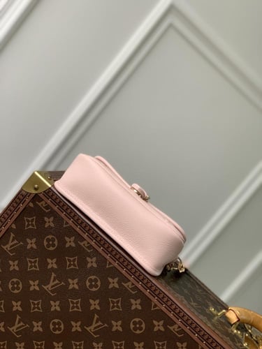 LV Nano Diane 19 x 10.5 x 6