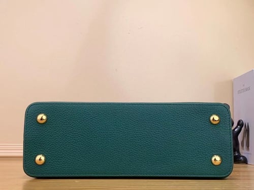 شنطة ال في مديم