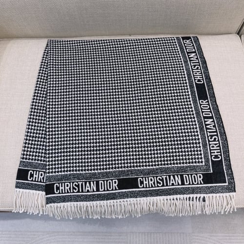 Di0r Plaid cape 140*140cm 57% cashmere 43% wool