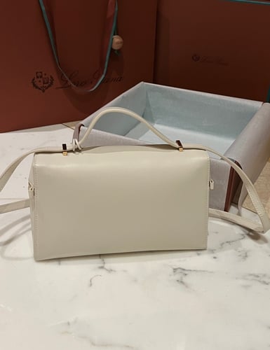 Loro Piana 27*10*16cm