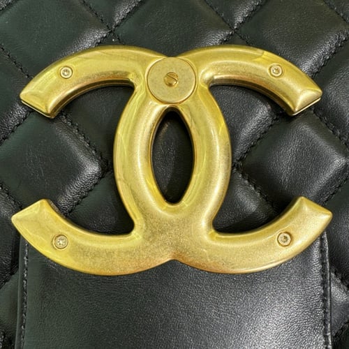 Chanel 17.5x20x5cm