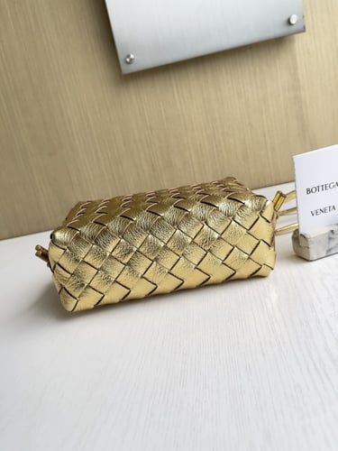 BV Woven crossbody bag 17*10*6cm