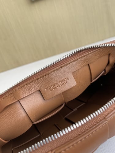 BV camera bag 20*15*5CM