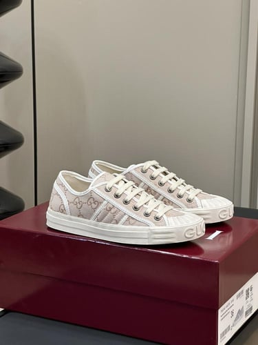 GUCCI size 35-45