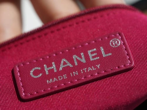 شنطة شانيل Gabrielle مقاس 20 سم