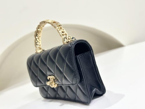 Chanel 24s mini 11x18.5x6cm