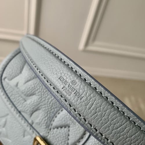 LV Nano Diane 19 x 10.5 x 6