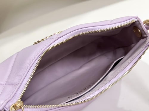 Chanel 13.5x23.5x5.3cm