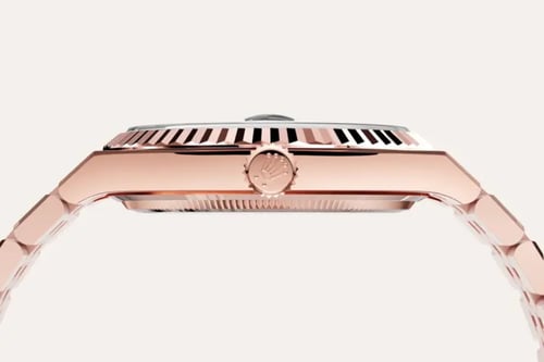 رولكس لاند دويلر 40، ذهب وردي، مينا أبيض ناصع بنقش...