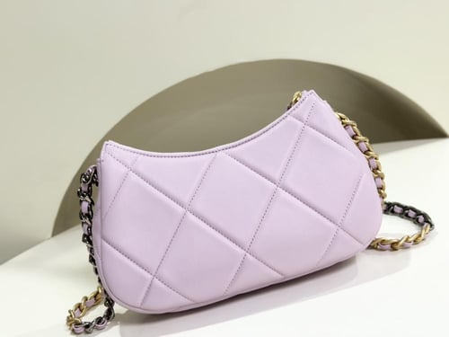 Chanel 13.5x23.5x5.3cm