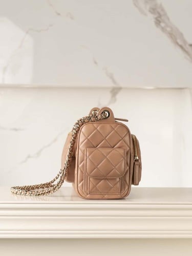 شنطة شانيل 24K مقاس 24 سم