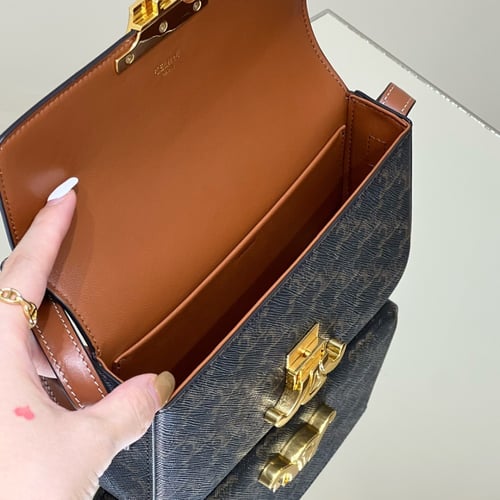 Celine TRIOMPHE SHOULDER BAG 20*10*4cm