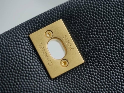 شنطة شانيل COCO handle 23P مقاس 24 سم