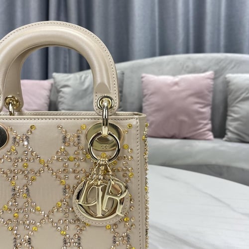Dior Lady 17 x 15 x 7cm