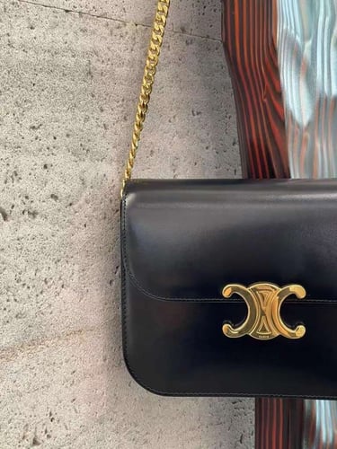 شنطة CLASSIQUE TRIOMPHE