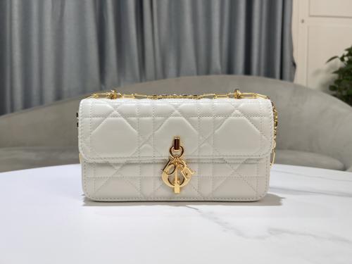 Dior 20cm