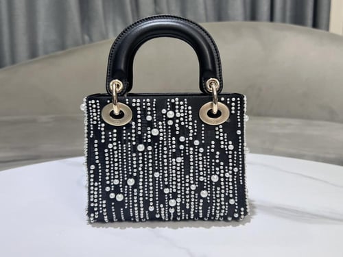 Dior Lady D 17 x 15 x 7cm
