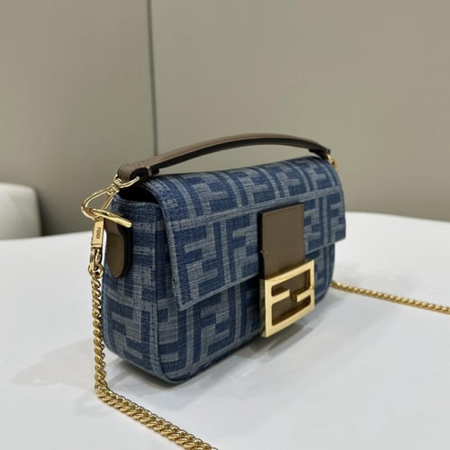 Fendi 20x13x5cm