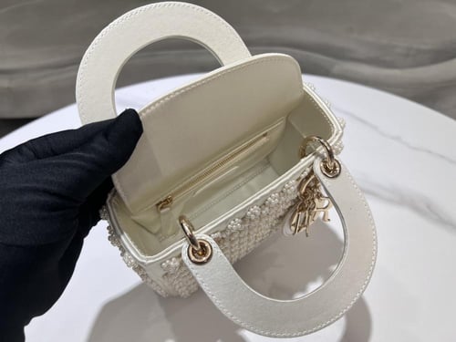 Dior Lady D 17 x 15 x 7cm