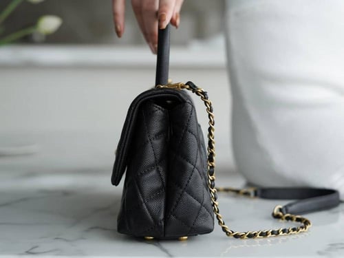 شنطة شانيل COCO handle 23P مقاس 24 سم