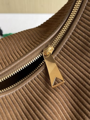 BV corduroy 36*21*13cm