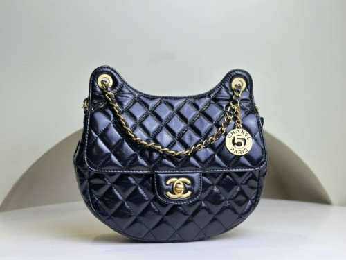Chanel 24c 21.5x20x7.5cm