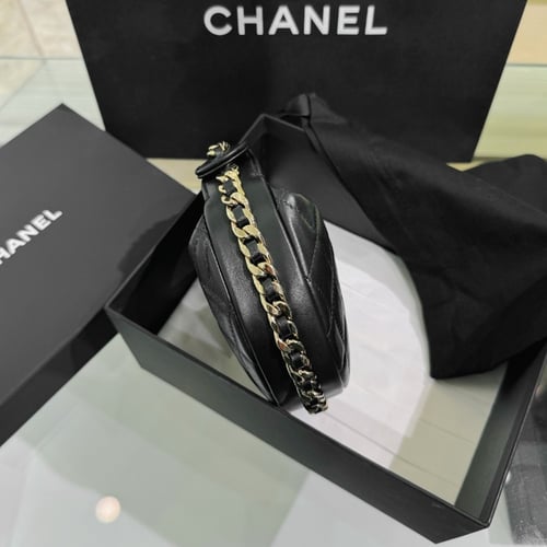 Chanel 23c 16x16x5.5cm