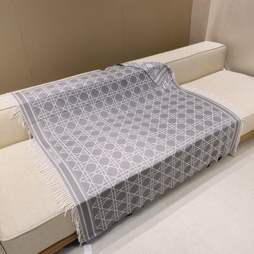 Di0r rattan plaid cape 140*140cm 100% cashmere
