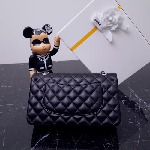 Chanel 25.5x15.5x5.5cm