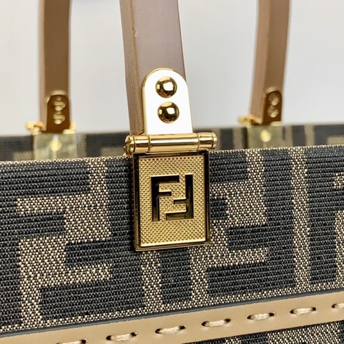 Fendi 35x31x17cm